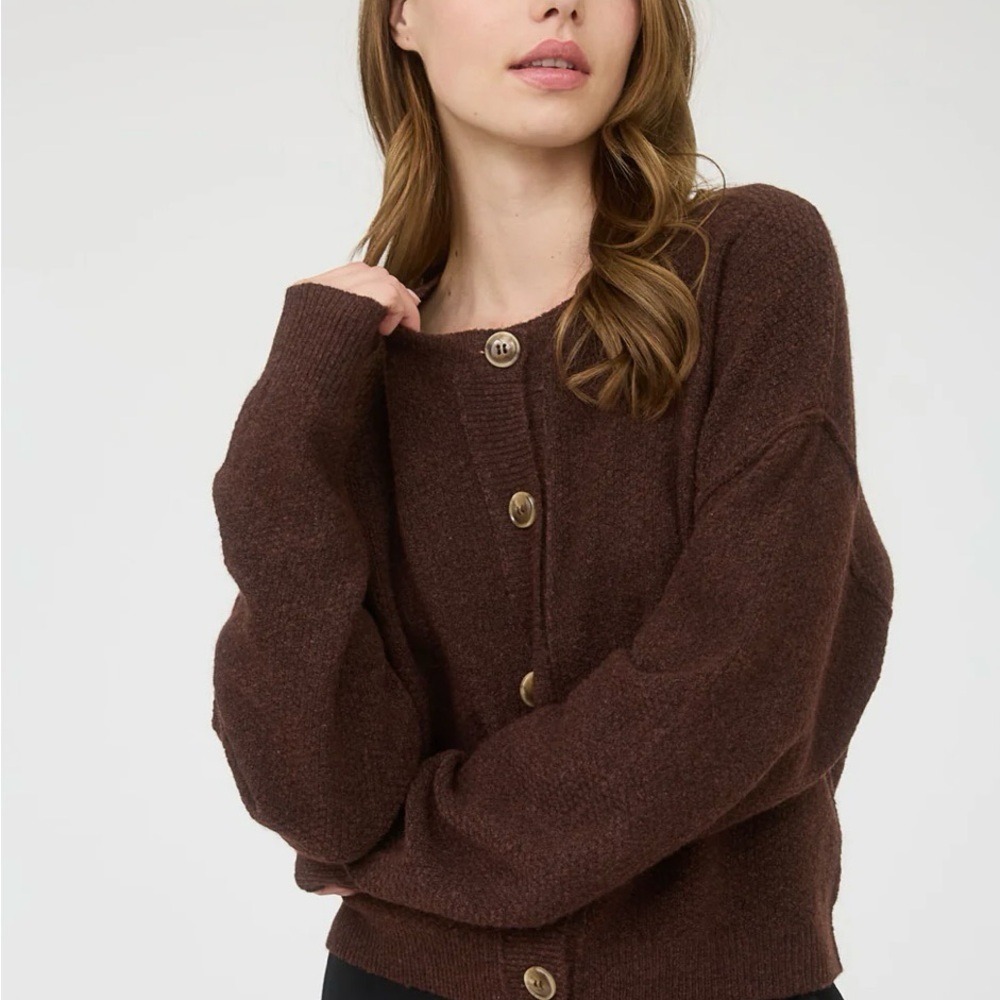 RIBBED TRIM BUTTON DOWN LONG SLEEVE KNIT CARDIGAN
